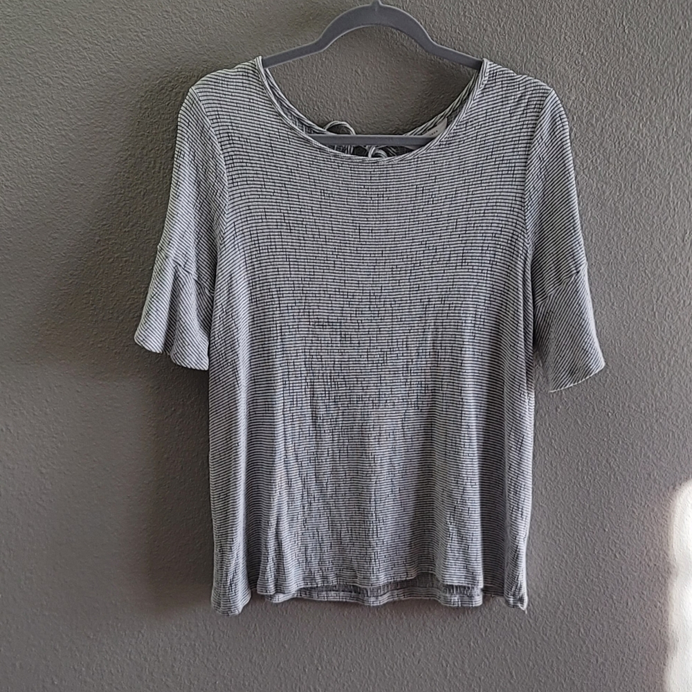 Black/ white stripe top